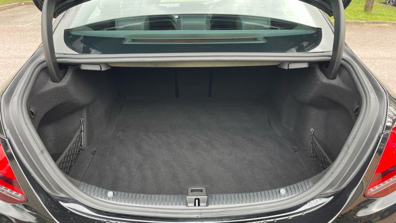 Mercedes-Benz C-Class C300 AMG Line Premium 4dr 9G-Tronic Petrol Saloon